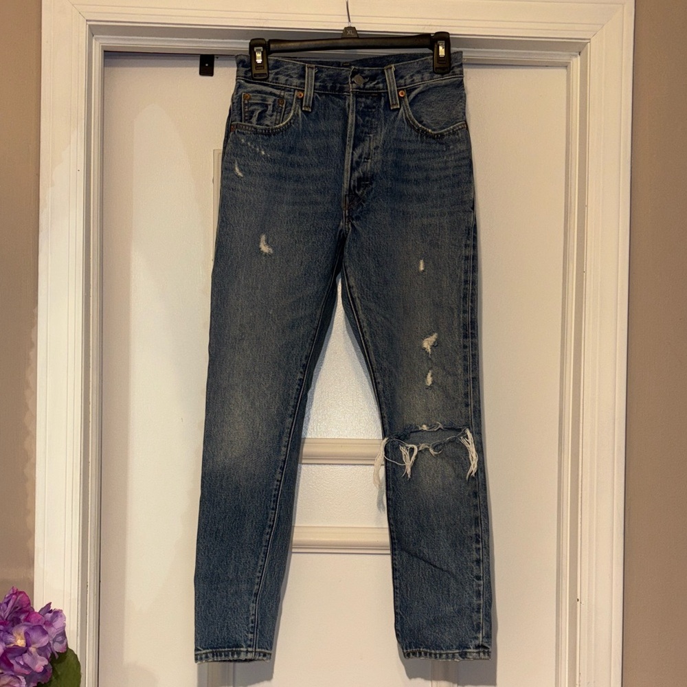 Levi's 501 Distressed High-Rise Slim Jeans - Size 25